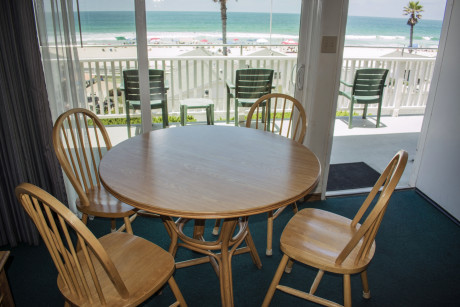 The Beach Cottage - Common Room