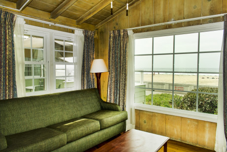 The Beach Cottage - Living area